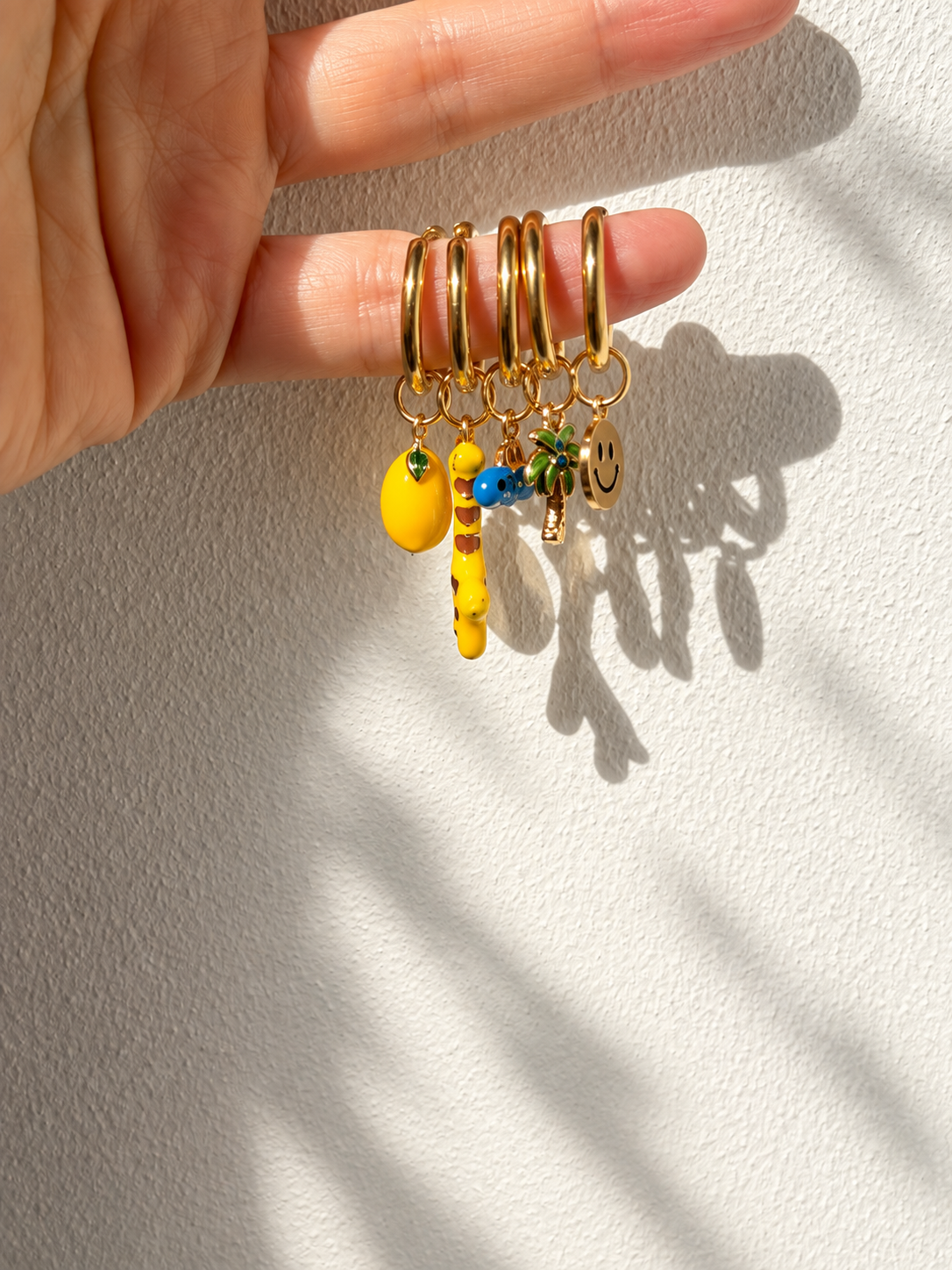 Mix & Match Creolen mit Charms von Minnak Fine Jewelry – Ansicht 4