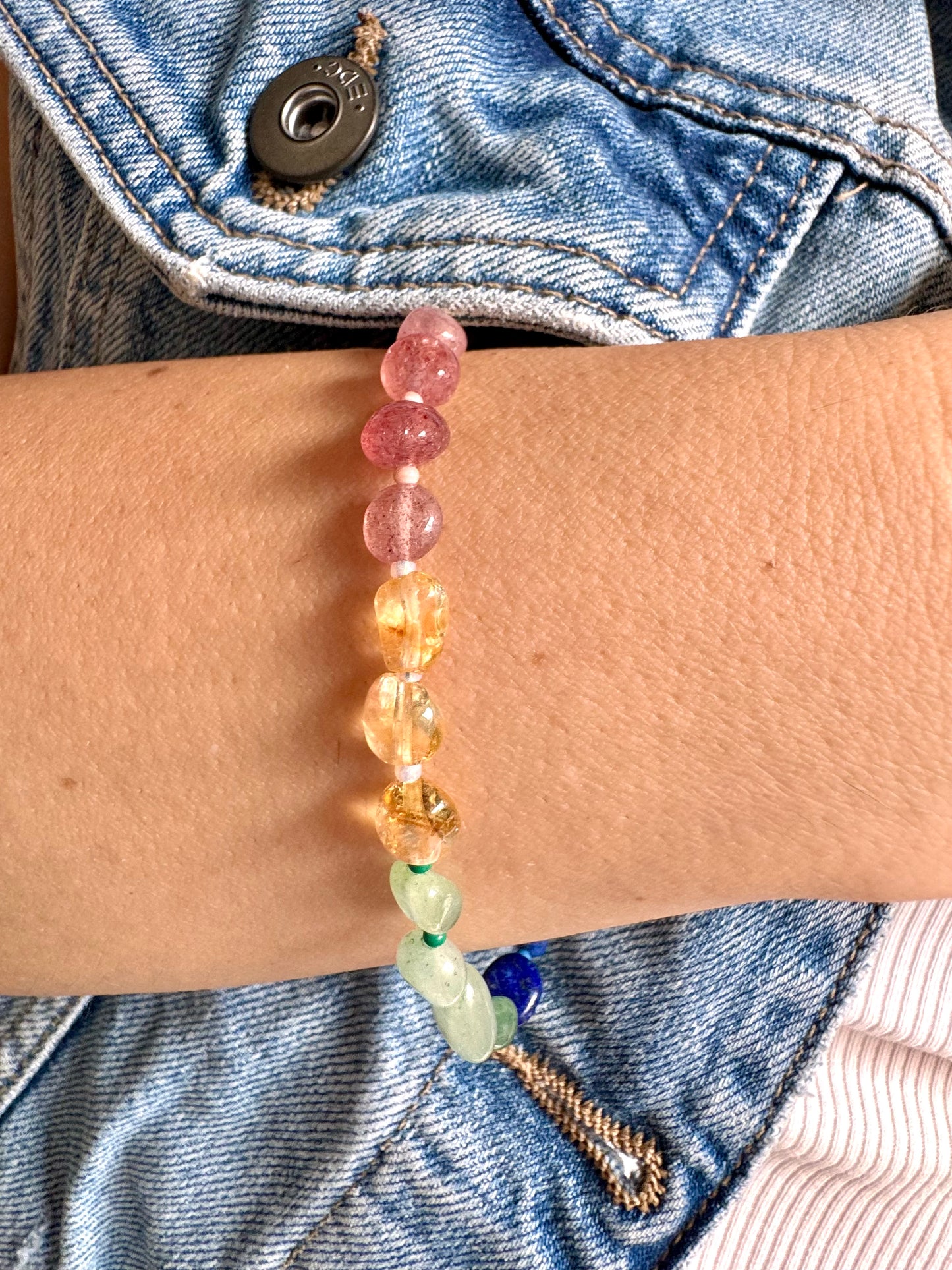 Buntes Edelstein-Armband • Naturstein-Mix • Facettierte Perlen • 18k vergoldet