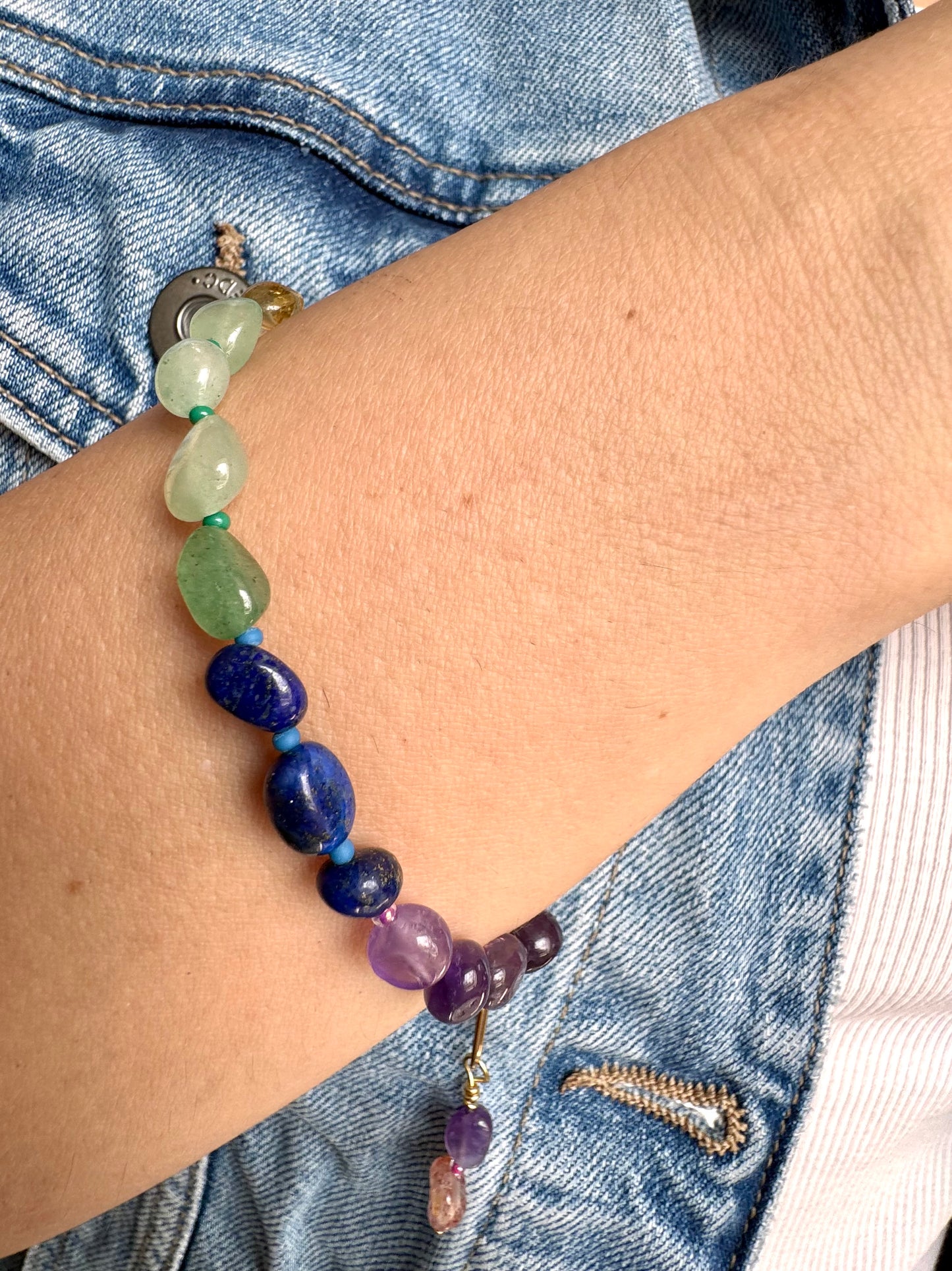 Buntes Edelstein-Armband • Naturstein-Mix • Facettierte Perlen • 18k vergoldet