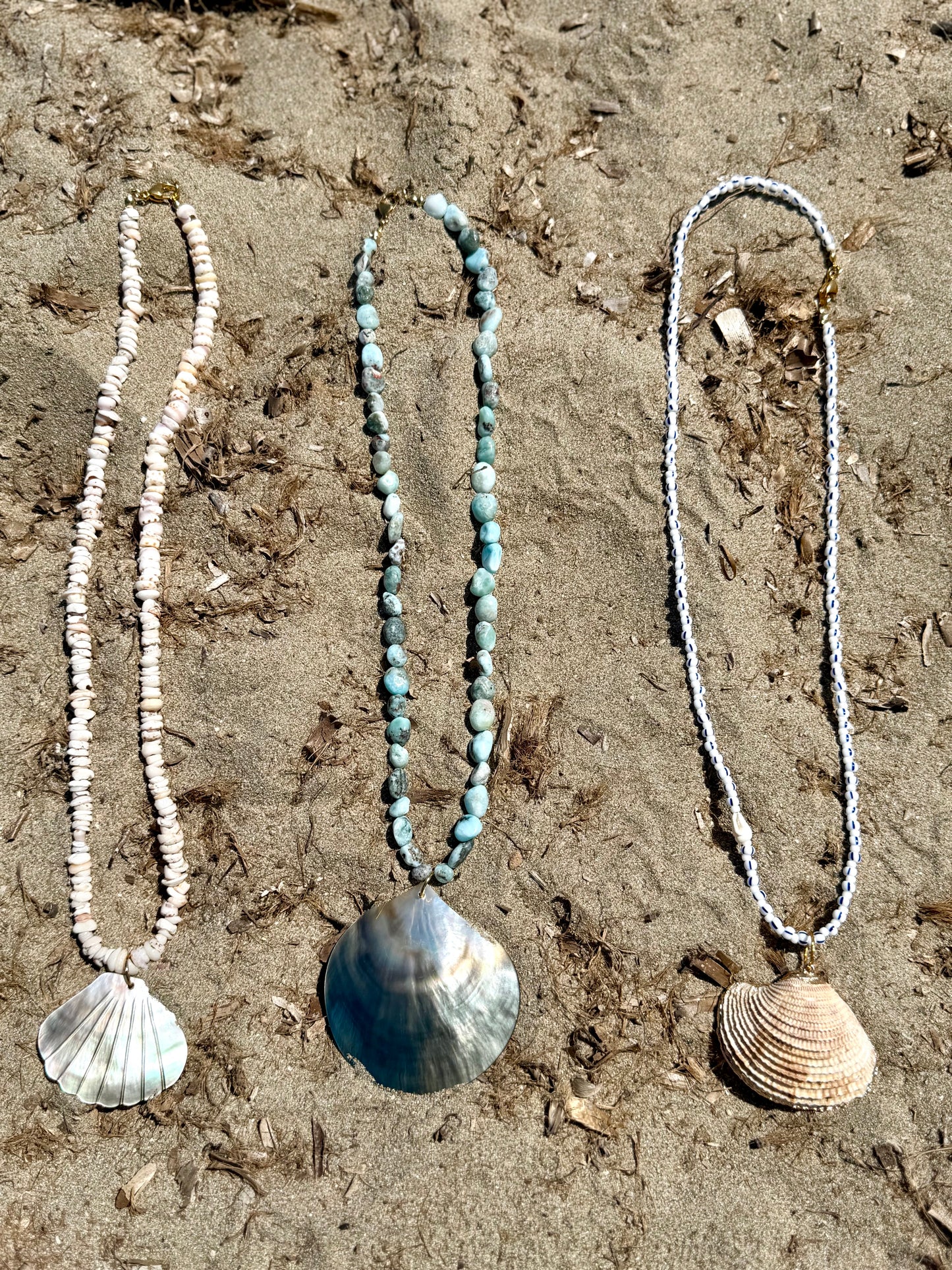 Ocean Shell – Halskette mit Muschelperlen & Jakobsmuschel Anhänger – handgefertigt