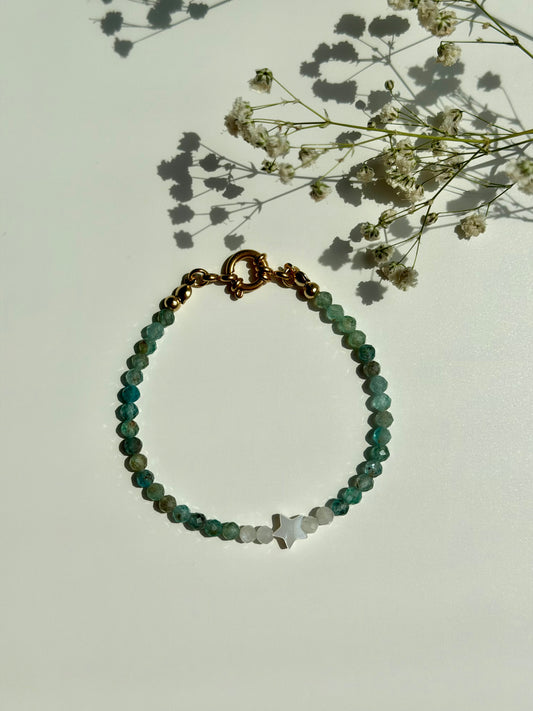 Sea Star Armband mit Aquamarin, Mondstein & Muschelstern – handgefertigt