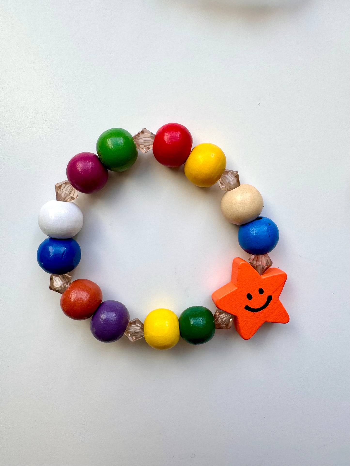 Buntes Kinderarmband mit Holz- & Kristallperlen – handgefertigt