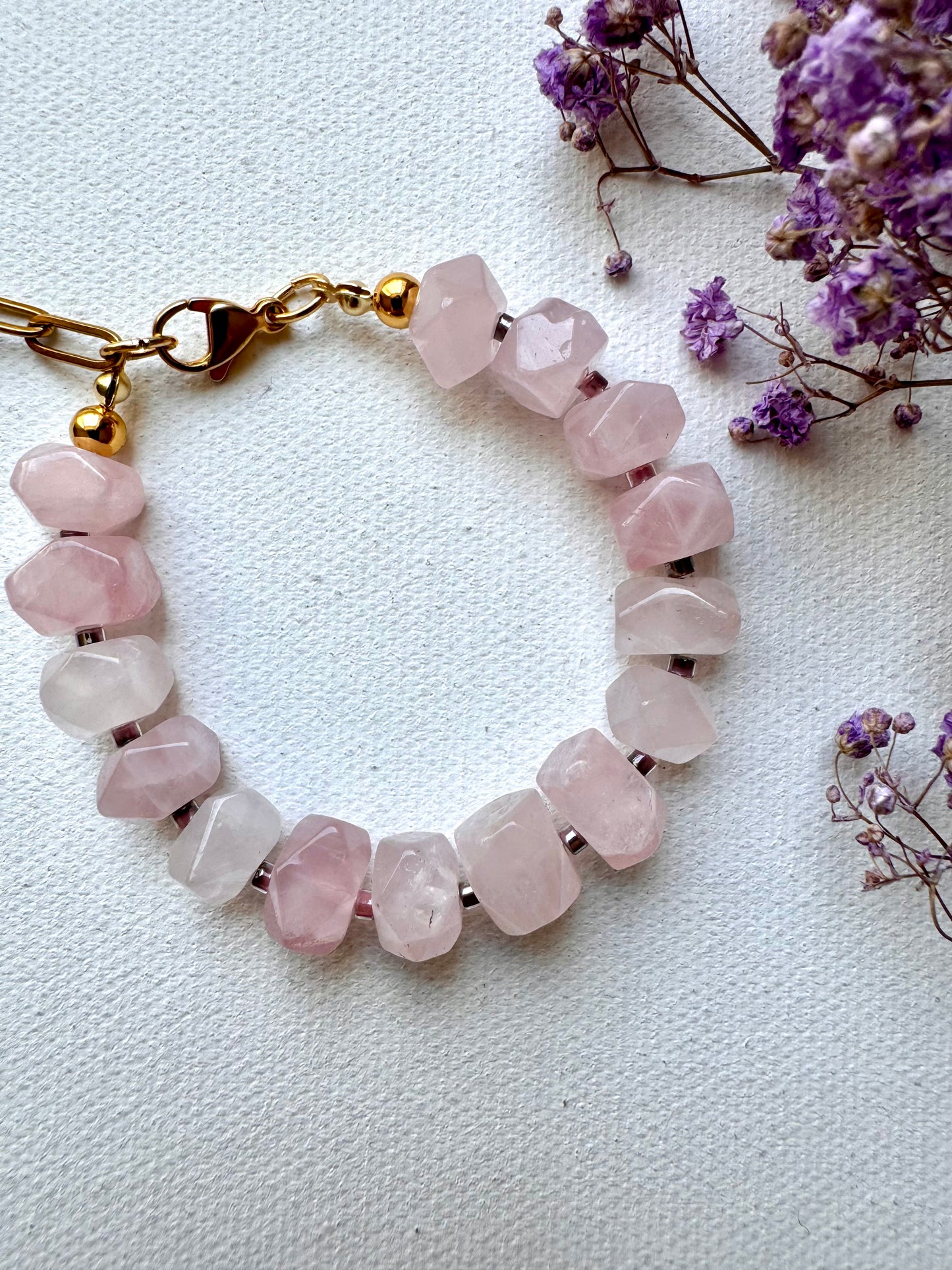 Chunky-Armband aus facettiertem Rosenquarz