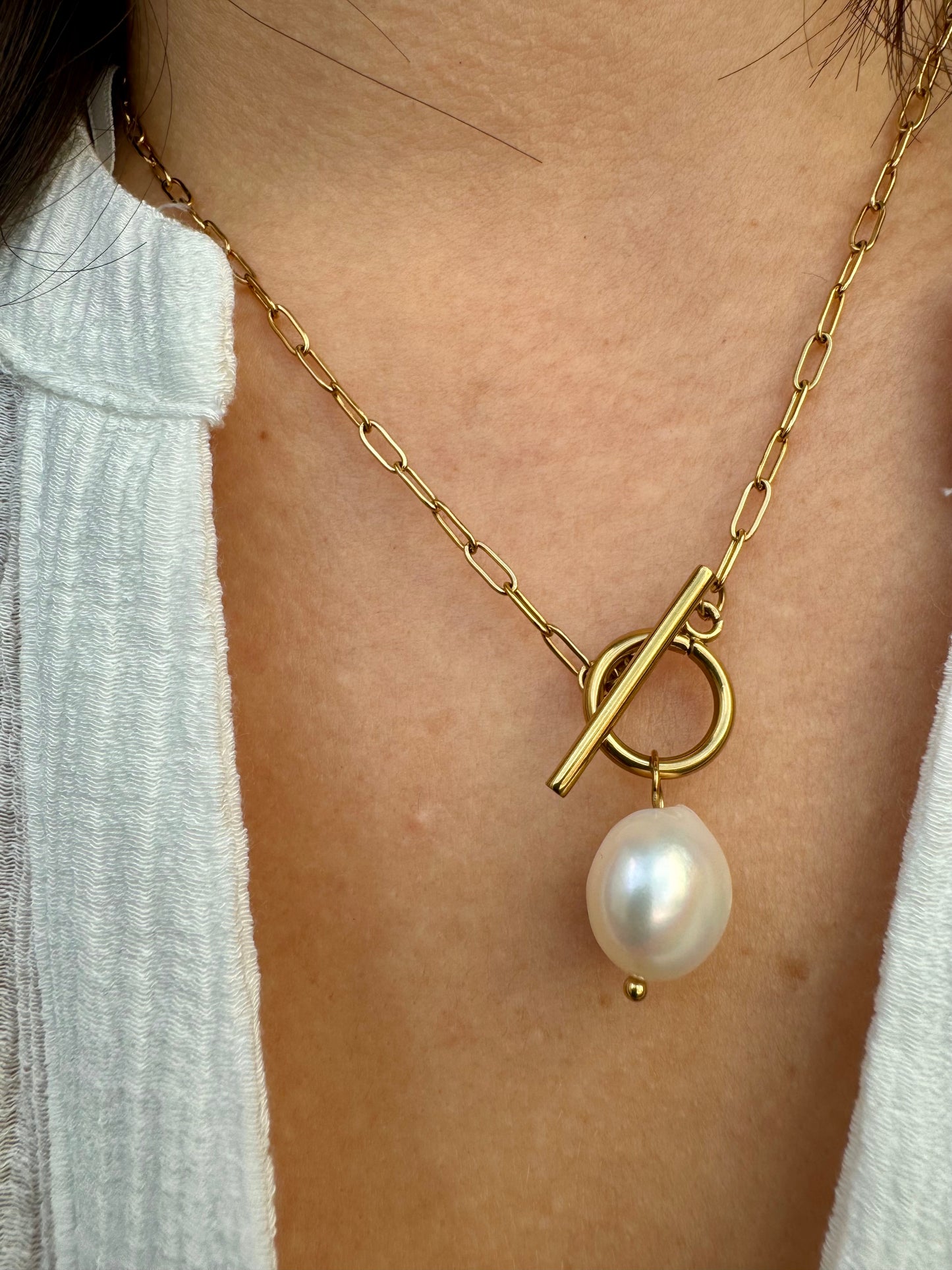 Gliederkette mit Barockperle & 18 k vergoldetem Knebelverschluss