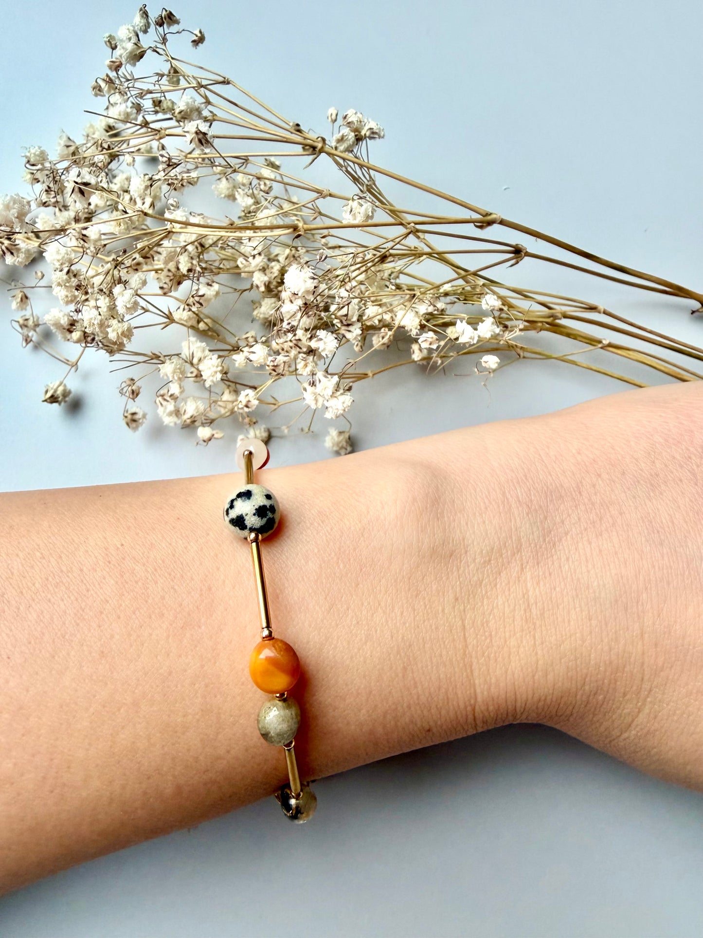 Color Bliss – Edelsteinarmband mit Goldakzenten – handgefertigt