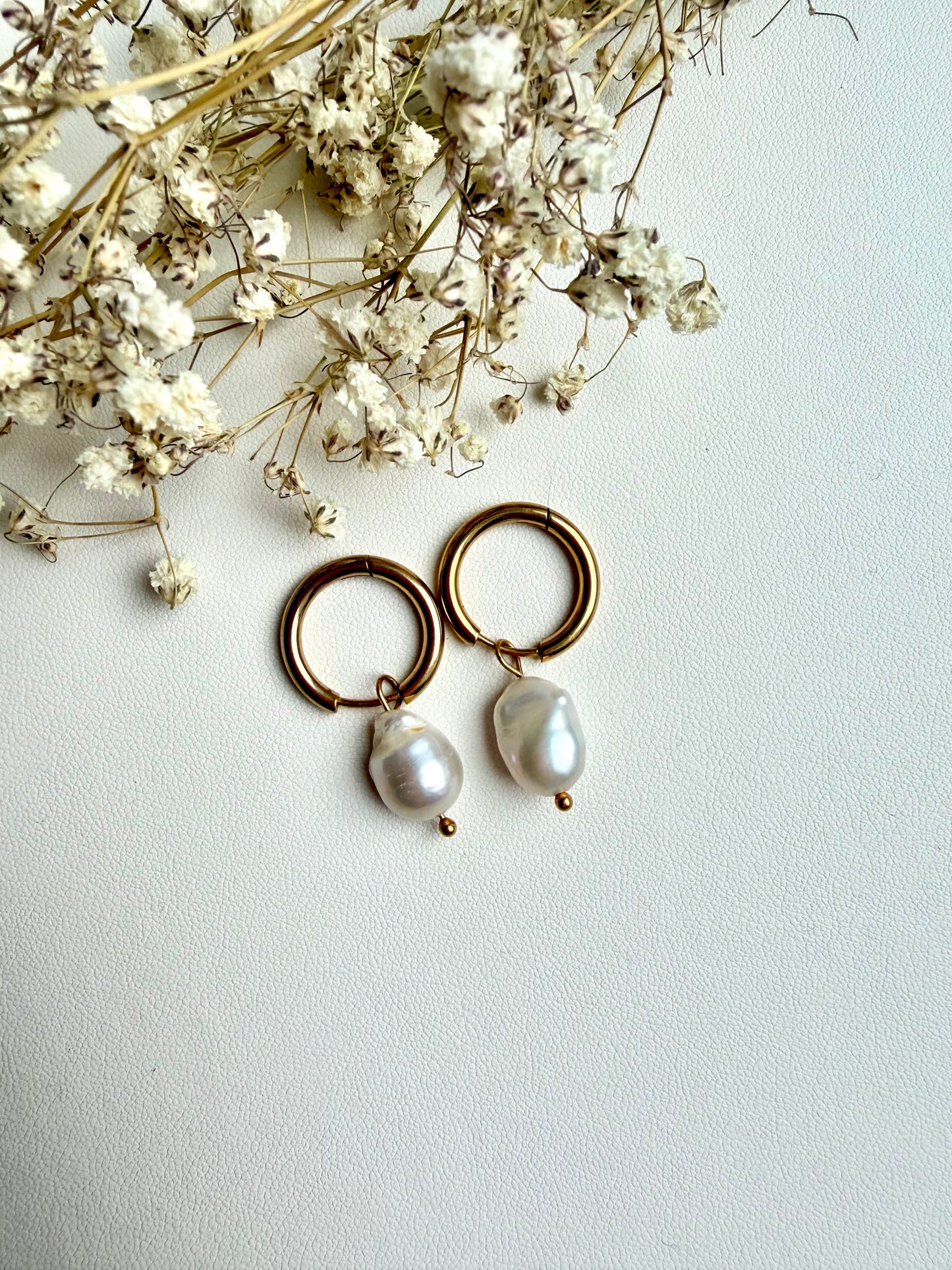 Lina Pearl – Gold-Plated Hoop Earrings with Baroque Pearls – Handmade