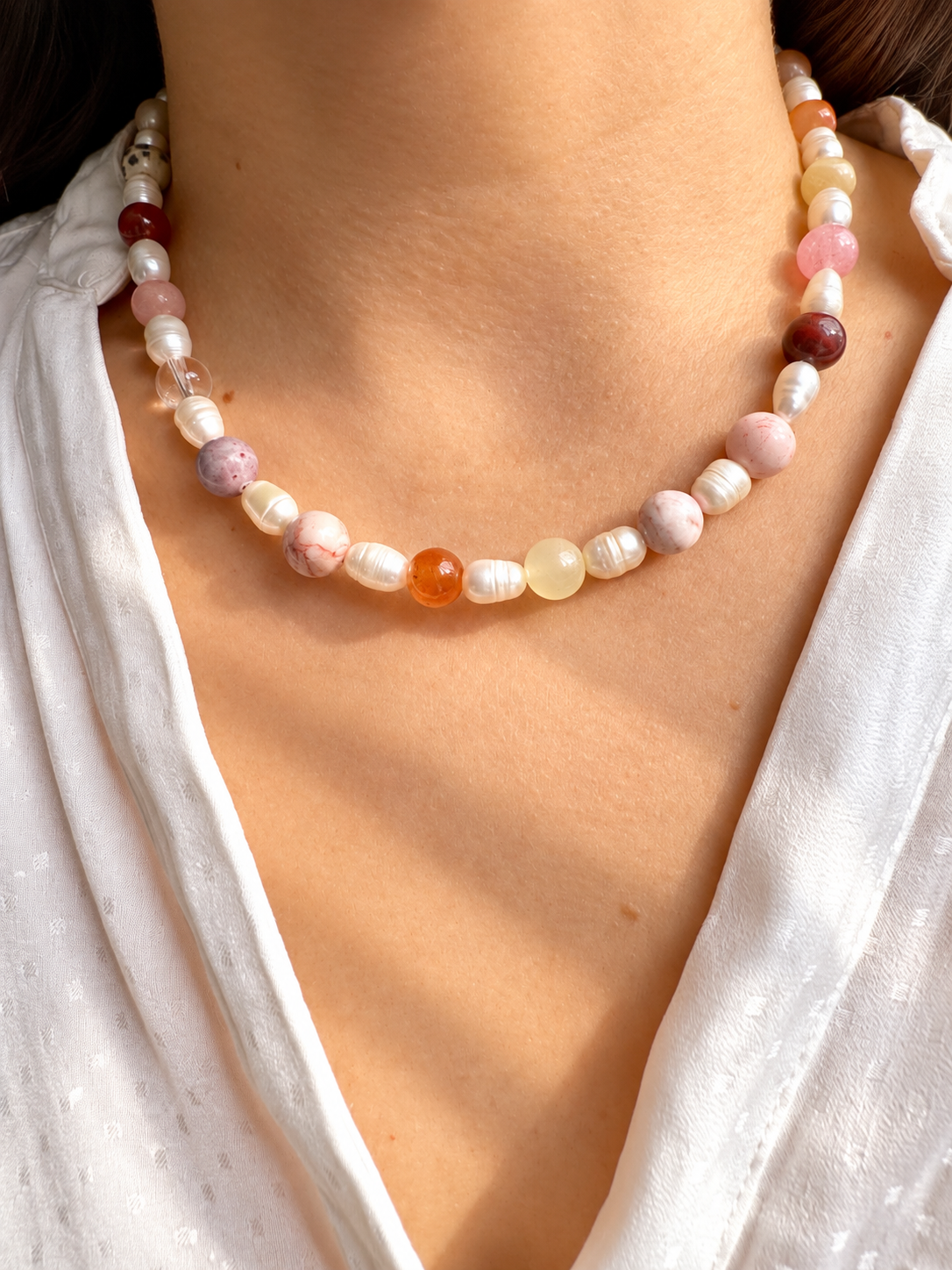 Blush Harmony – Süßwasserperlenkette mit Edelsteinmix – Ansicht 2
