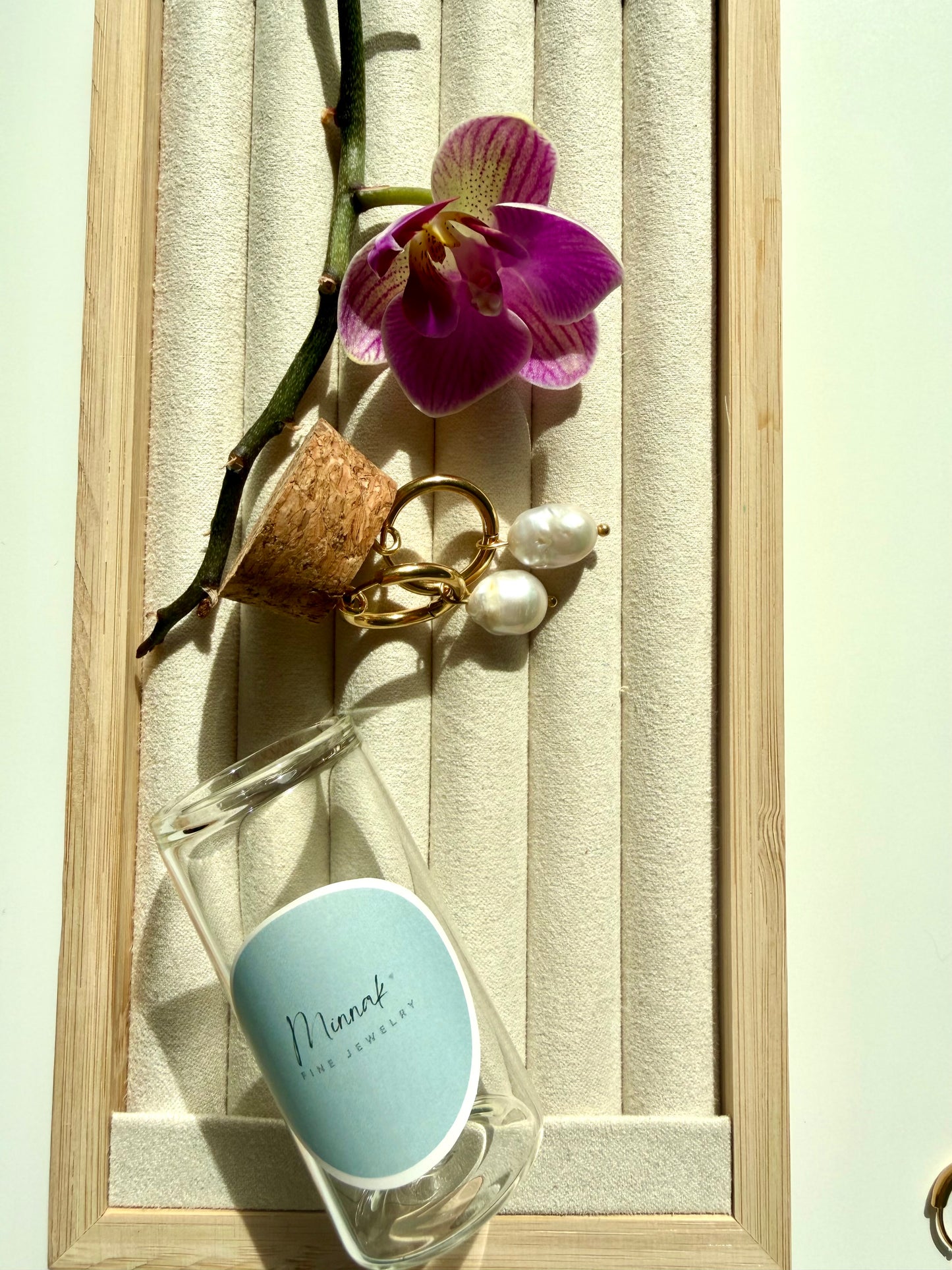 Lina Pearl – vergoldete Creolen mit Barockperlen – handgefertigt