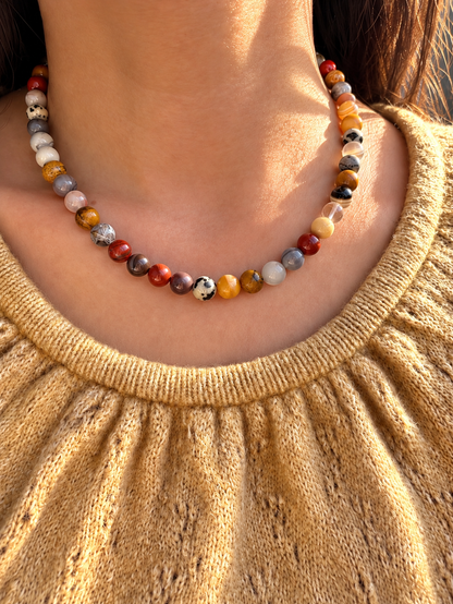 Earth Muse – Edelstein Halskette mit Jaspis, Achat & Natursteinen – handgefertigt