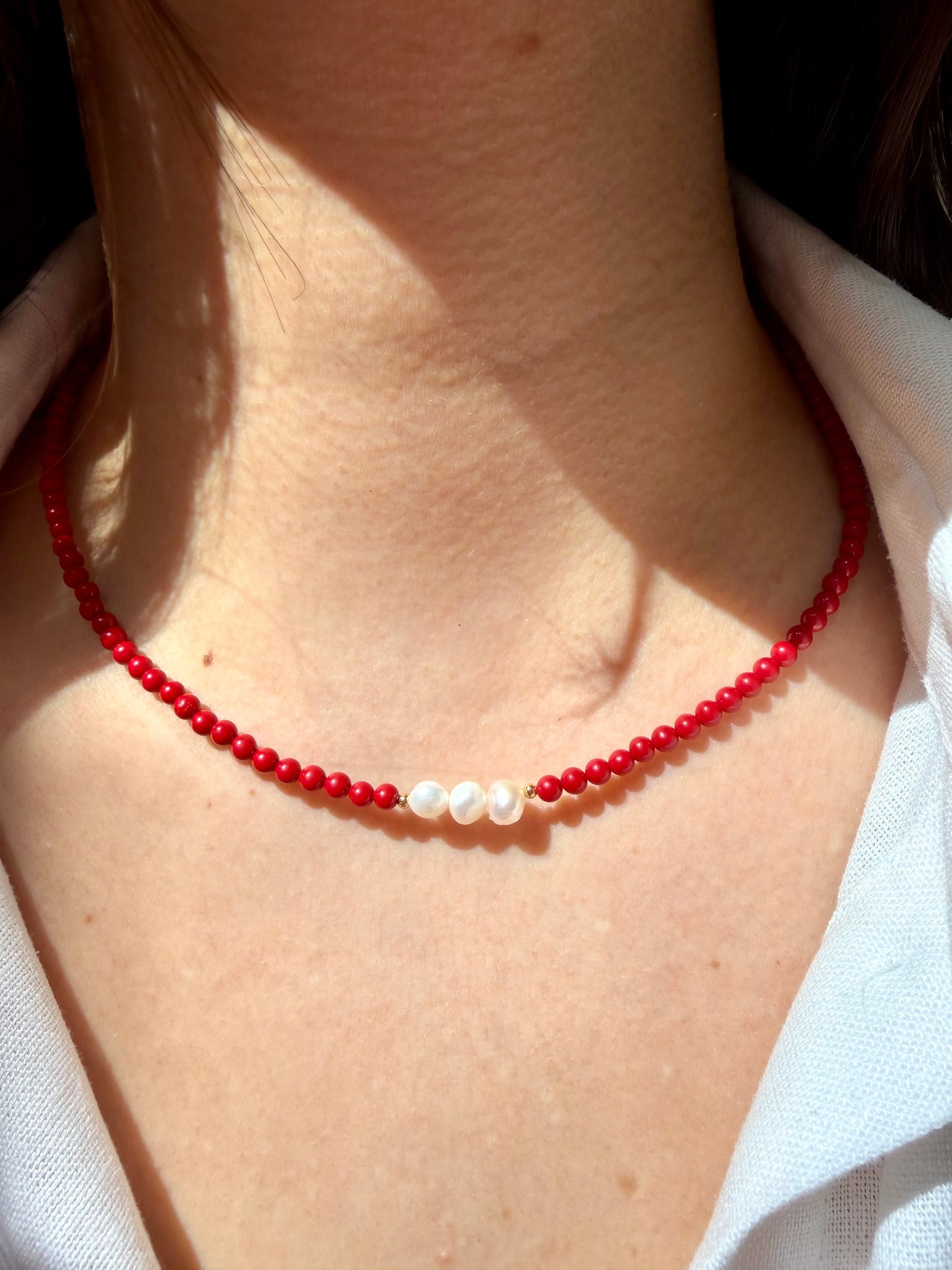Petit Coral – Delicate Coral Necklace with Freshwater Pearls – Handmade