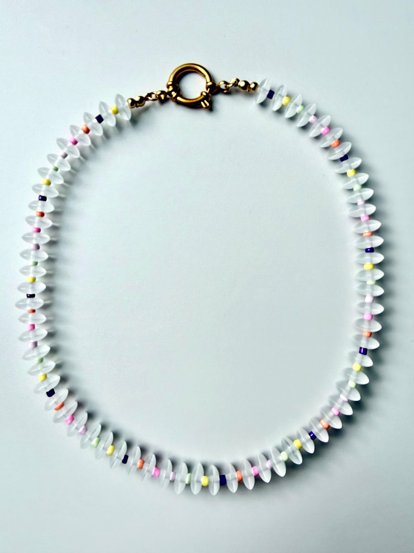 Candy Frost – Quarz Kette mit bunten Akzenten – handgefertigt