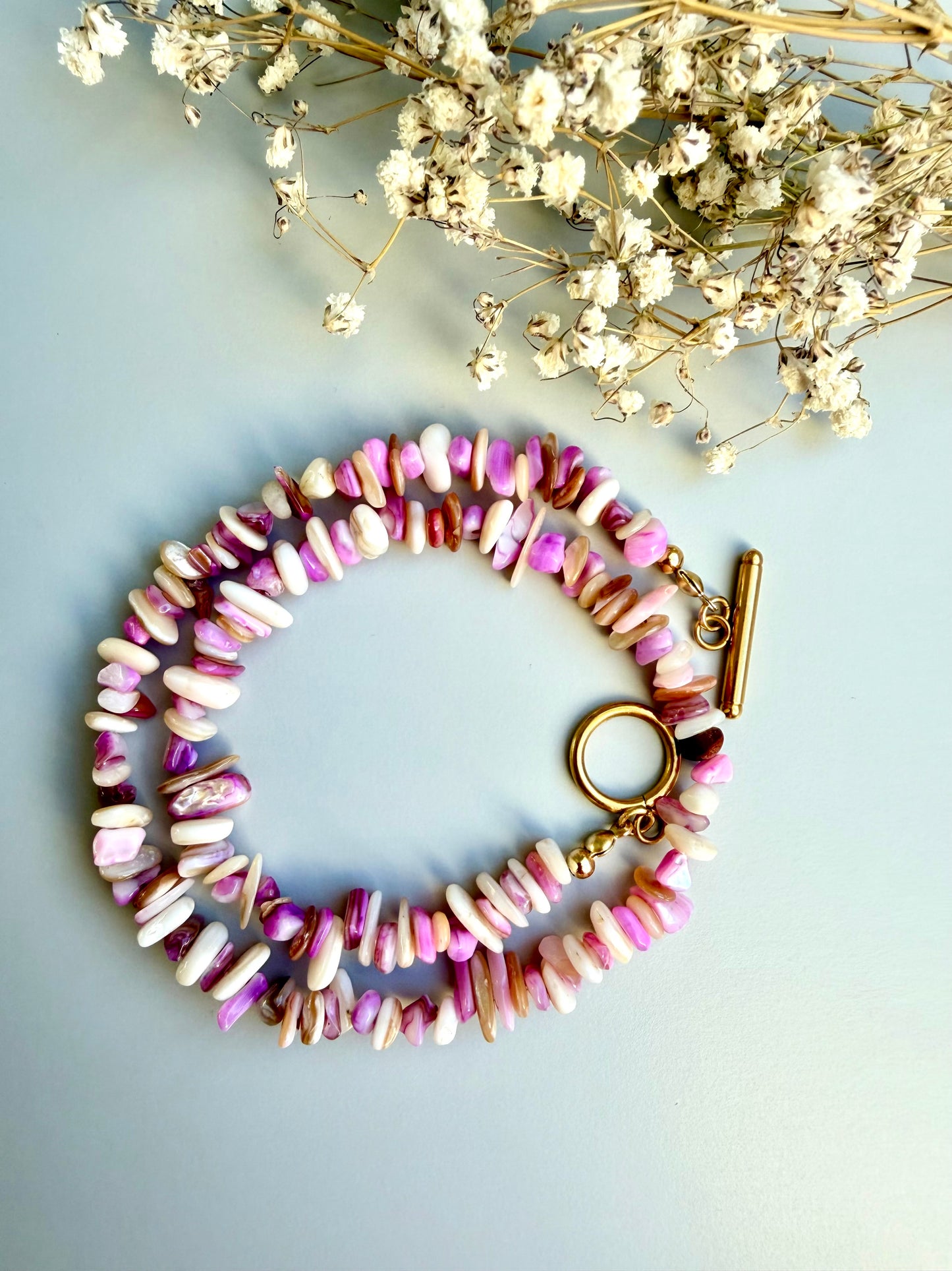 Pink Shell Glow – Muschel Kette in Pink- & Creme-Tönen – handgefertigt