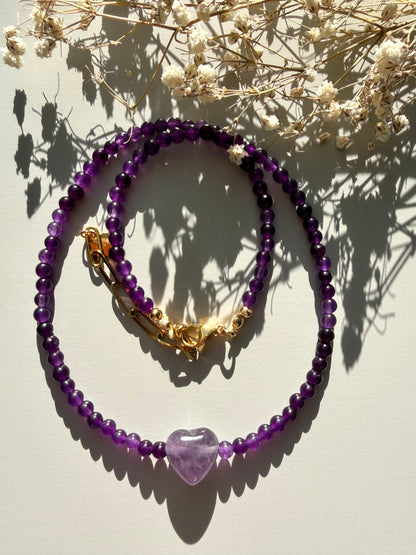 Amethyst Heart – Amethyst Kette mit Herz Anhänger – handgefertigt