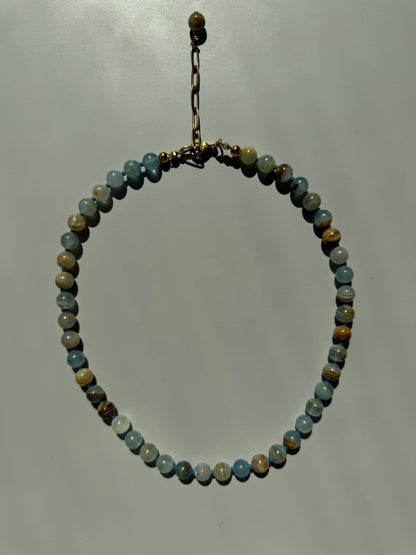 Ocean Blue – Halskette mit blauem Calcit – handgefertigt