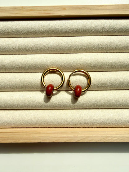 Mini Stone Circle – Ohrringe mit Donut Edelstein-Anhängern & Edelstahl 18k vergoldet