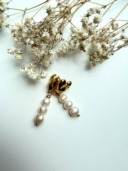 Golden Heart Pearl – Earrings with Heart Detail & Freshwater Pearls – Handmade