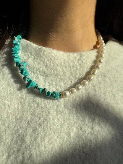 Süßwasserperlen-Kette mit Türkis-Splittern & Barock & Nazar-Anhänger