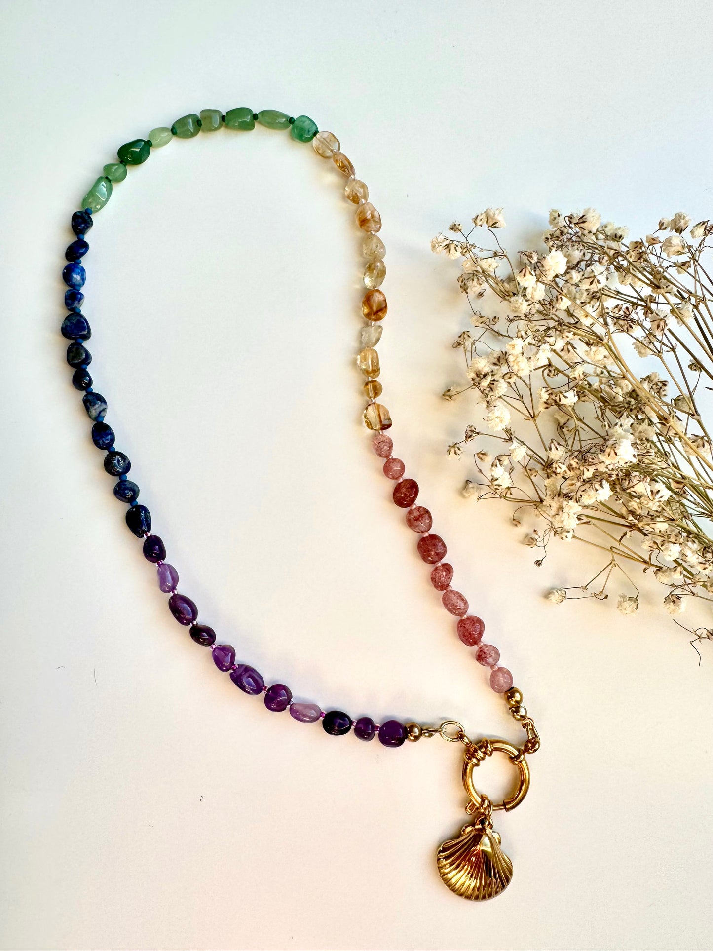 Regenbogen Edelstein-Halskette • Amethyst, Citrin, Aventurin & mehr • 18k vergoldet • Muschel-Anhänger