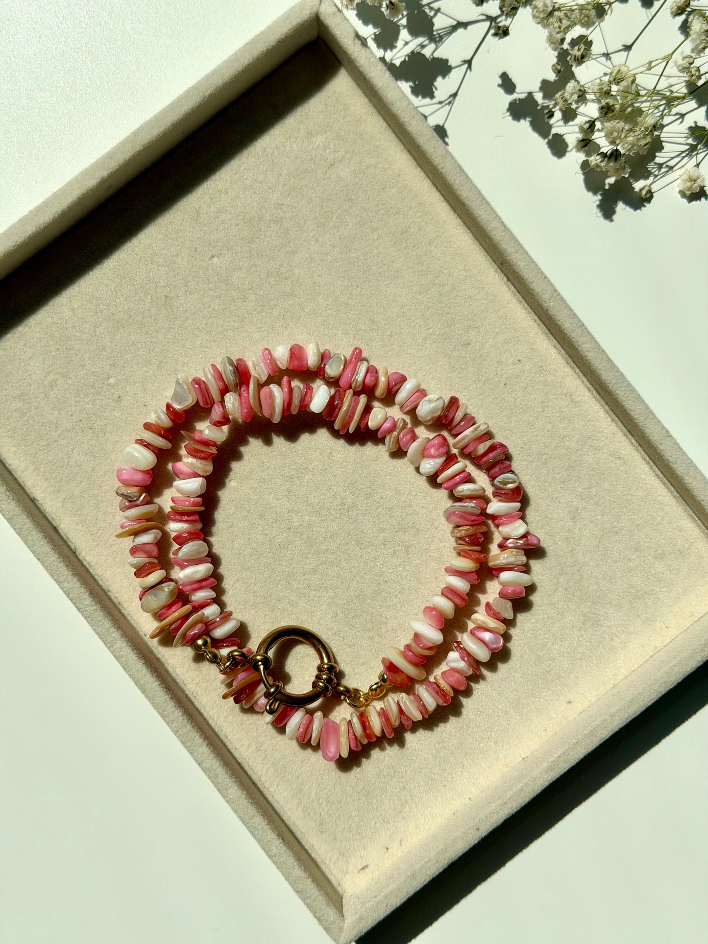 Shell Glow – Muschel Kette in Pink/Rose & Creme Tönen – handgefertigt