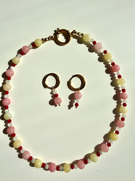 Blush Candy – Ohrringe mit Morganit, Mondstein & Koralle – handgefertigt