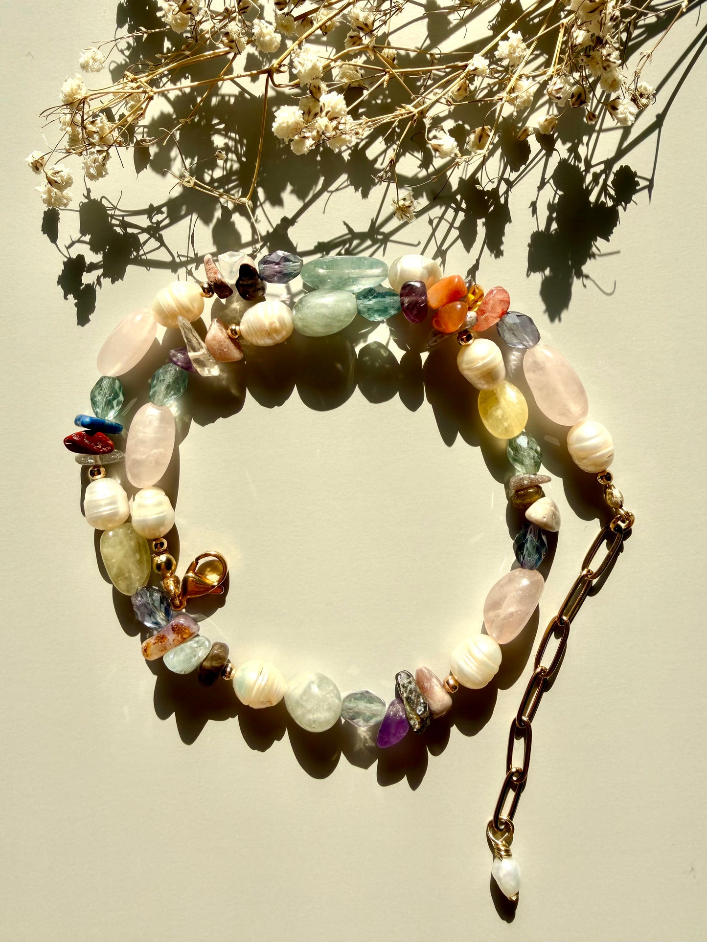 Necklace with gemstone mix &amp; freshwater pearls • Unique pearl shapes • 18k gold-plated