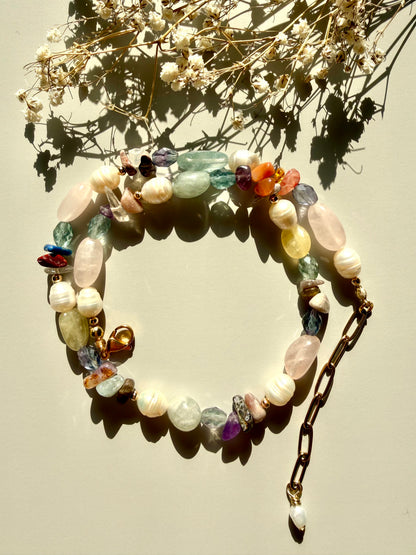 Necklace with gemstone mix &amp; freshwater pearls • Unique pearl shapes • 18k gold-plated