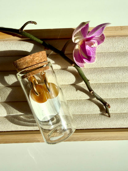 Stone Circle – Gold-plated hoop earrings with natural stone donut pendants – handmade