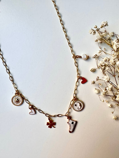 Lucky Charm Necklace – 18k vergoldete Halskette mit Symbolanhängern