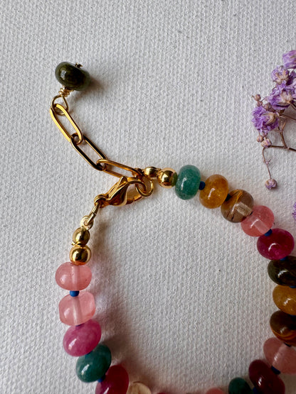 Buntes Turmalin-Armband mit Abakus-förmigen Edelsteinperlen & goldenen Details