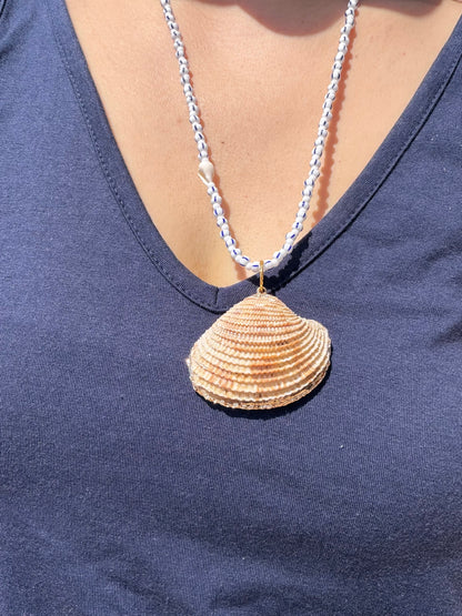 Deep Sea - Shell Necklace with Glass Beads Handmade