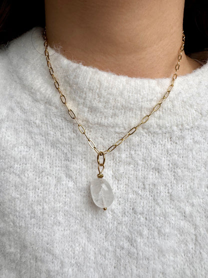 Limited Edition – Halskette mit Naturstein-Anhängern & vergoldeter Gliederkette – handgefertigt