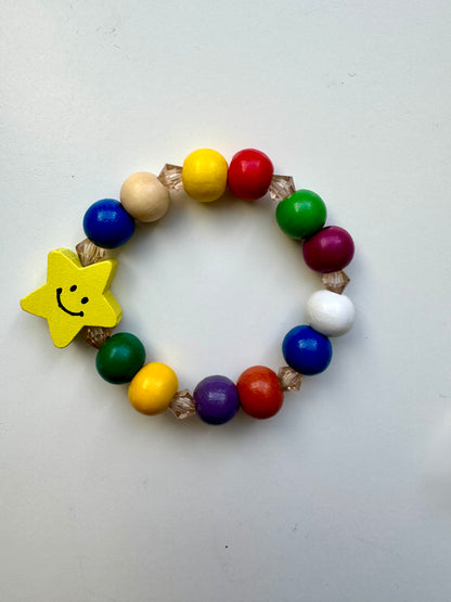 Buntes Kinderarmband mit Holz- & Kristallperlen – handgefertigt