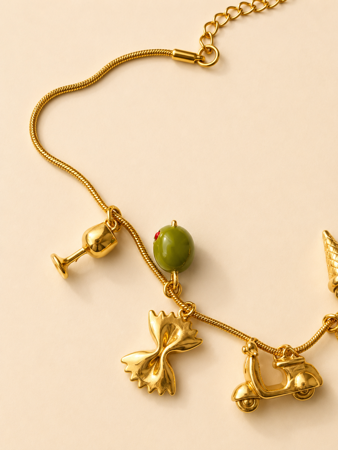 La Dolce Vita – Charm Halskette mit italienischen Motiven – handgefertigt