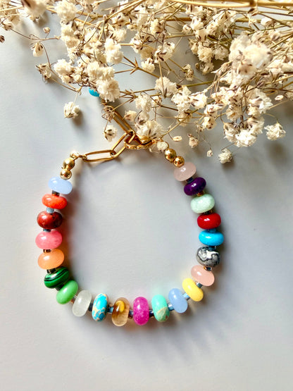 Kaleido Joy – 18k gold-plated gemstone bracelet with a mix of colored stones – handmade