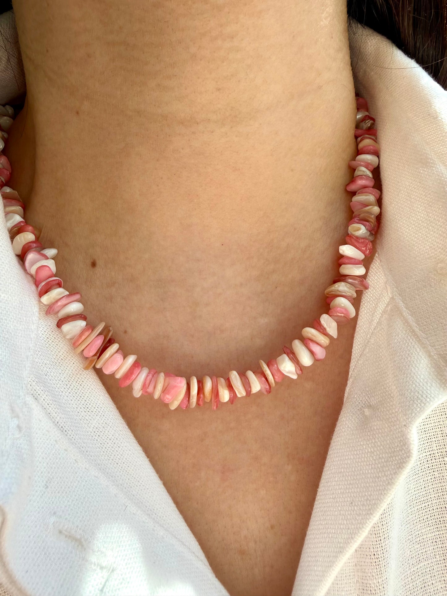 Shell Glow – Muschel Kette in Pink/Rose & Creme Tönen – handgefertigt