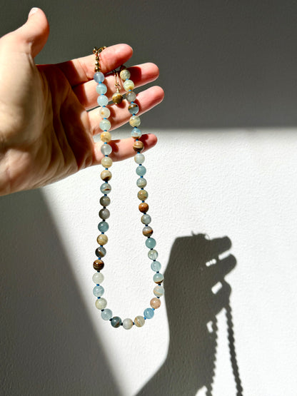 Ocean Blue – Halskette mit blauem Calcit – handgefertigt