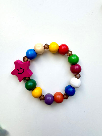 Buntes Kinderarmband mit Holz- & Kristallperlen – handgefertigt