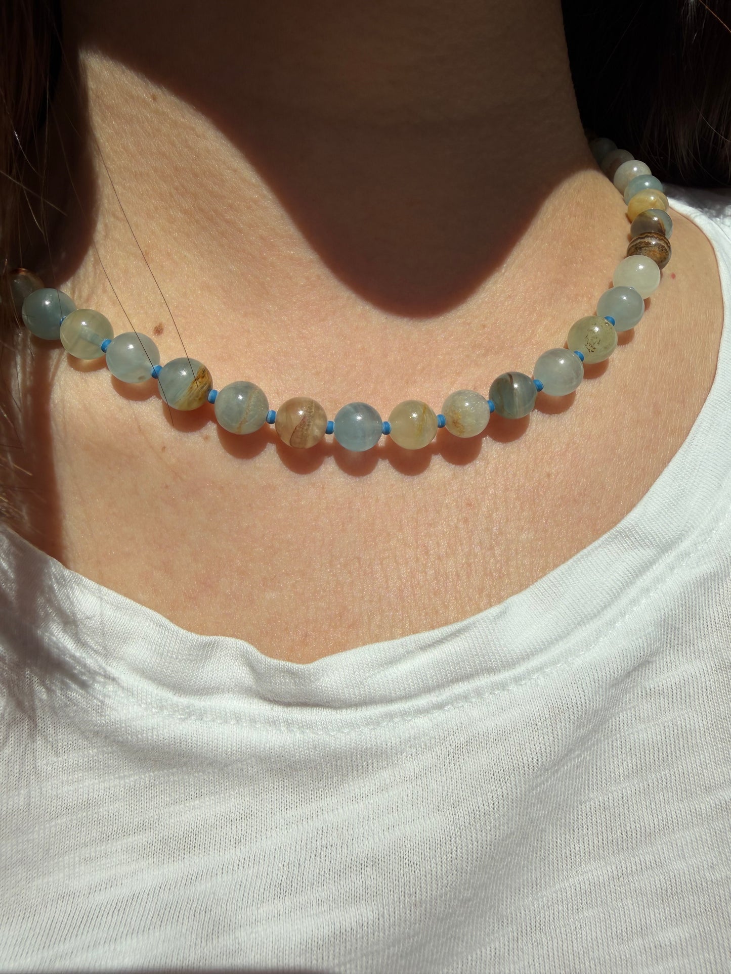 Ocean Blue – Halskette mit blauem Calcit – handgefertigt