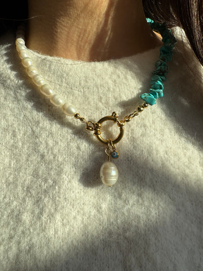 Süßwasserperlen-Kette mit Türkis-Splittern & Barock & Nazar-Anhänger