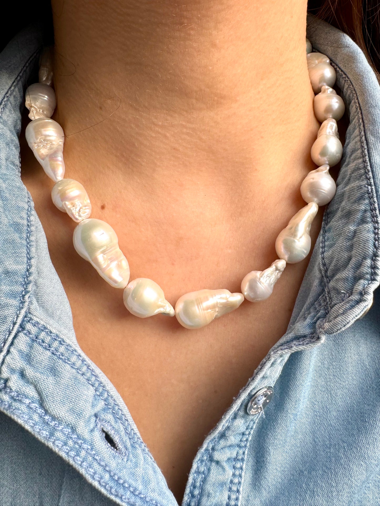 Barock-Süßwasserperlen-Halskette mit 18k vergoldeten Details – handgefertigt