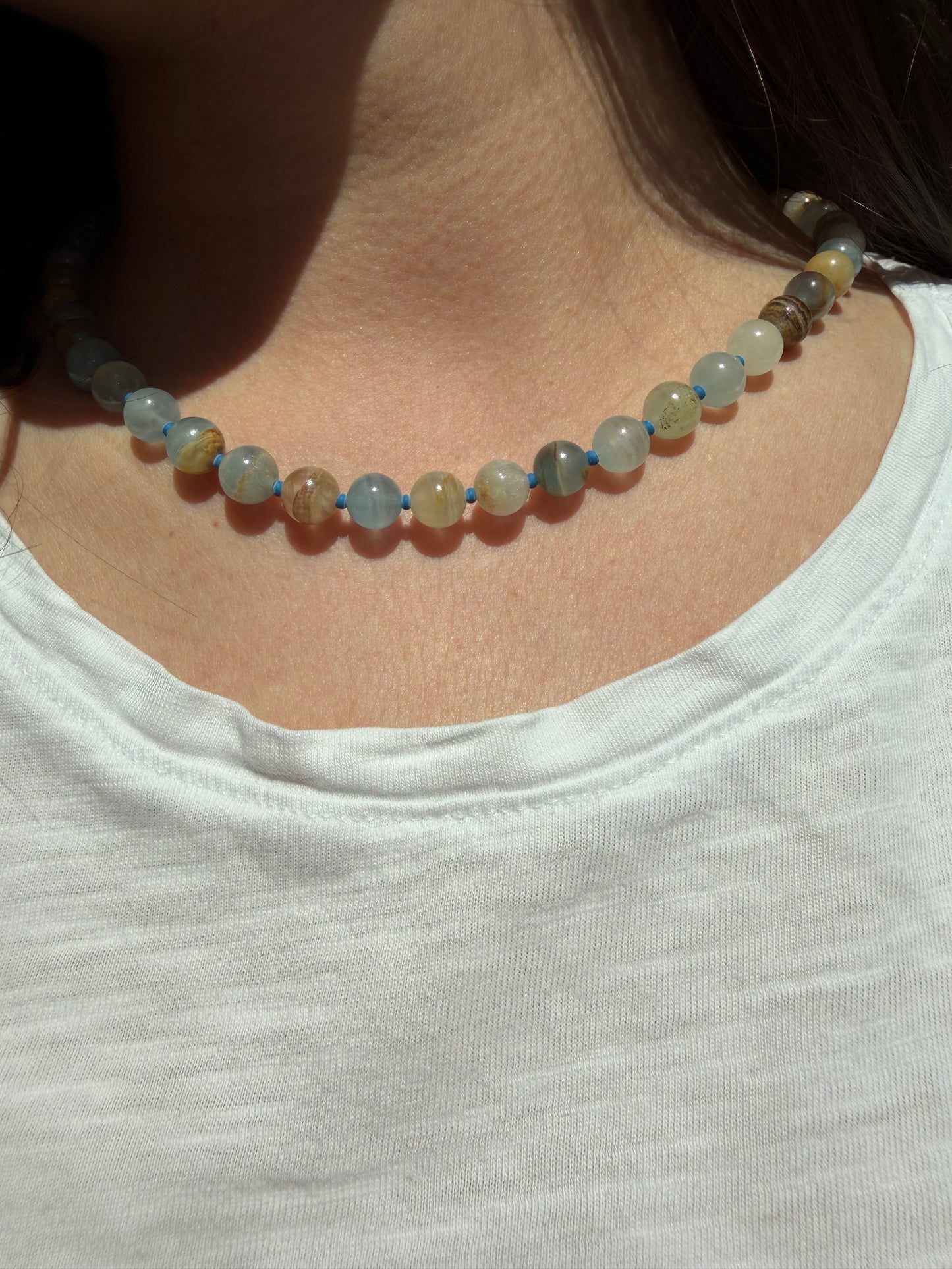 Ocean Blue – Halskette mit blauem Calcit – handgefertigt