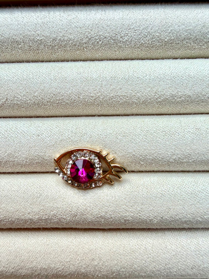 Broschen – Vergoldete Anstecker mit verspielten Motiven