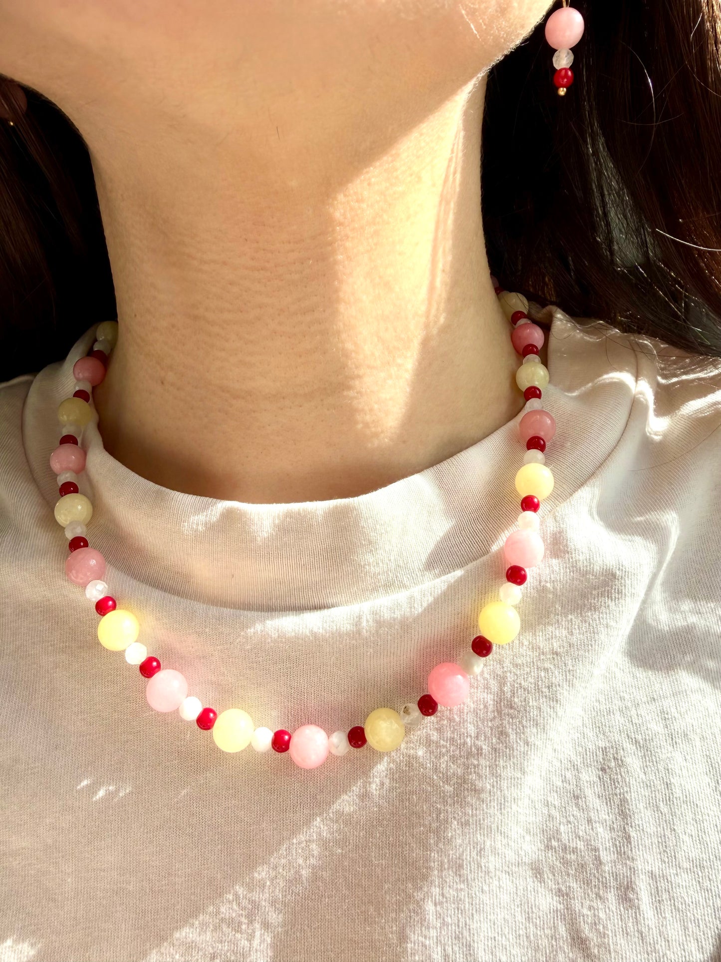 Blush Candy – Morganit & Mondstein Halskette mit Koralle – handgefertigt