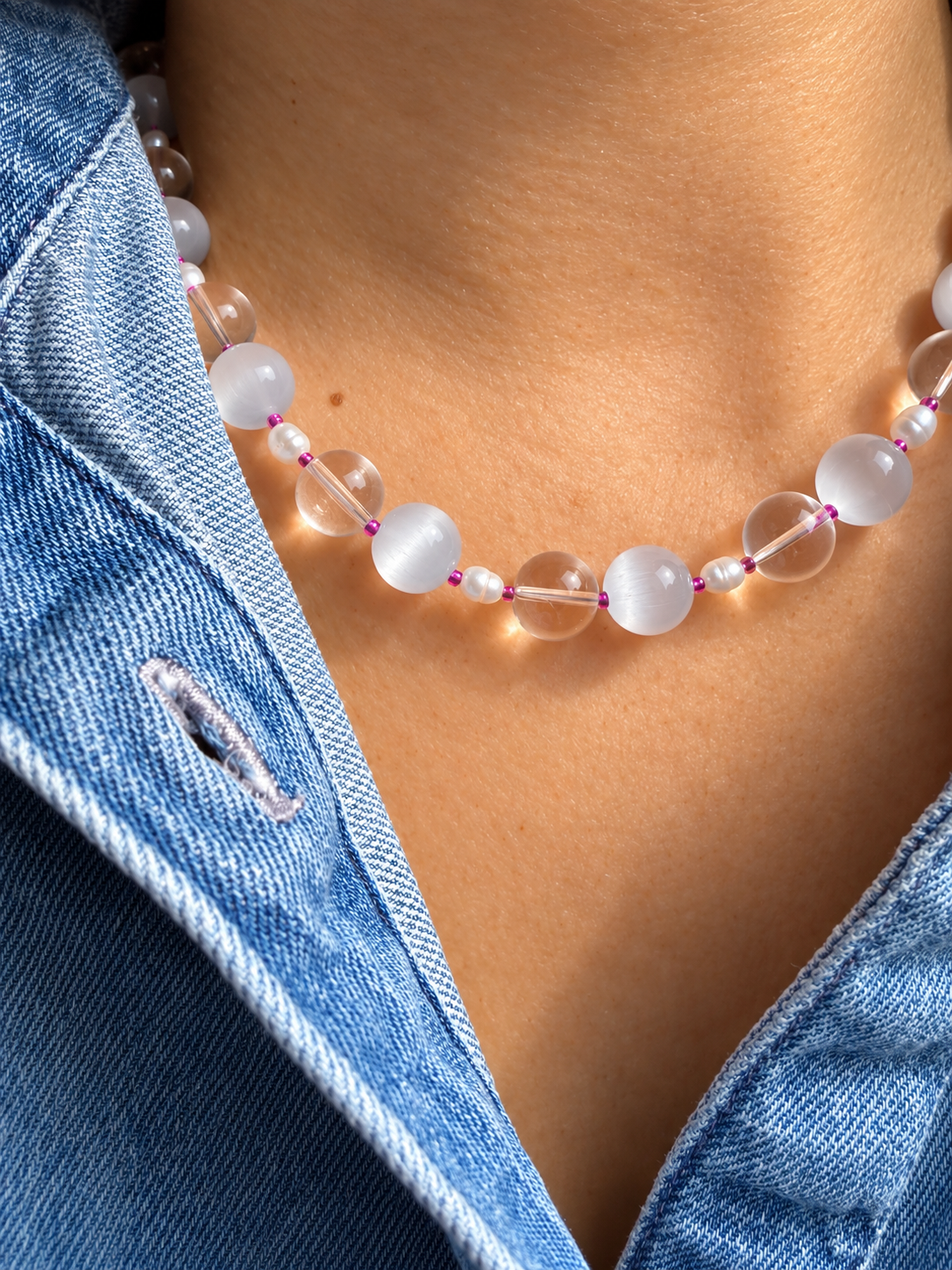 Crystal Sky – Kette mit Bergkristall, Katzenauge & Süßwasserperlen