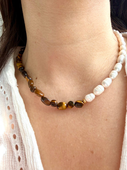 Tiger Pearl – Halskette mit Tigerauge & Süßwasserperlen – handgefertigt