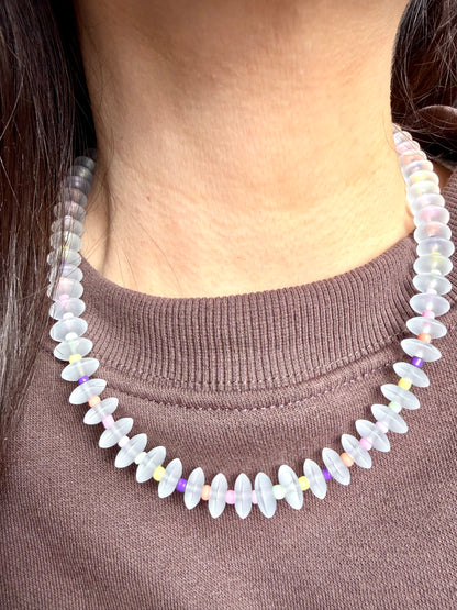 Candy Frost – Quarz Kette mit bunten Akzenten – handgefertigt