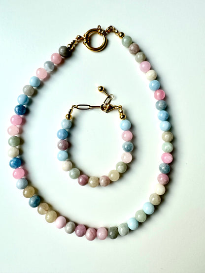 Bubble – Armband aus Morganit-Edelsteinen mit 18k vergoldeten Details – handgefertigt