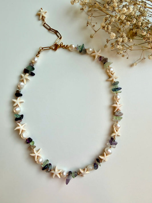 Edelsteinkette mit Seesternen, Süßwasserperlen & Natursteinmix