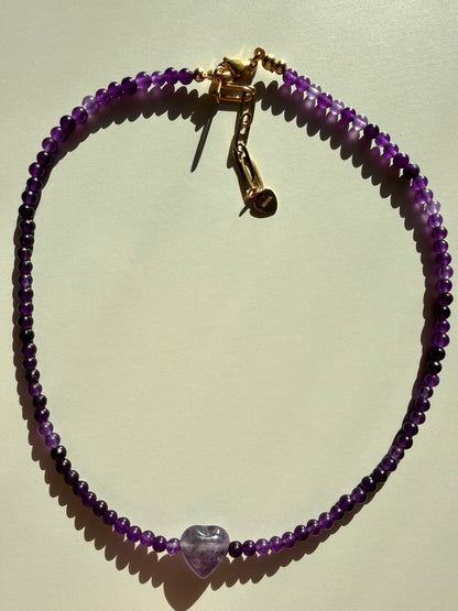 Amethyst Heart – Amethyst Kette mit Herz Anhänger – handgefertigt