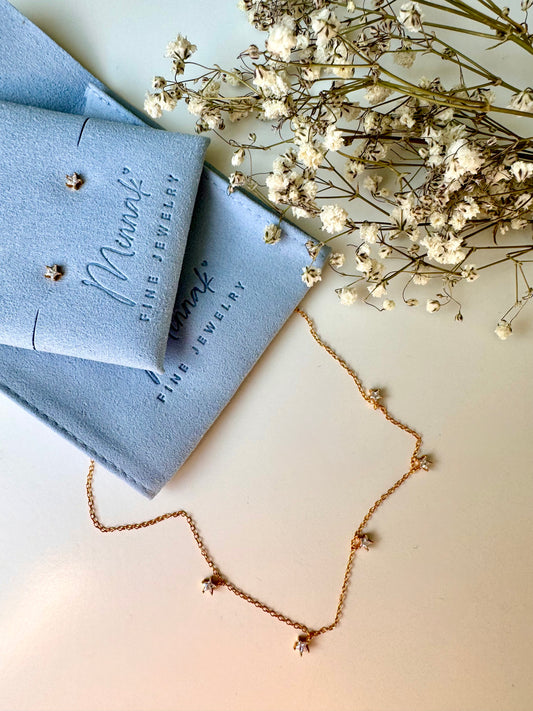 Star Glow – Stern Halskette aus 925 Silber – 18 K vergoldet – zarte Kette mit funkelnden Zirkonia-Sternen